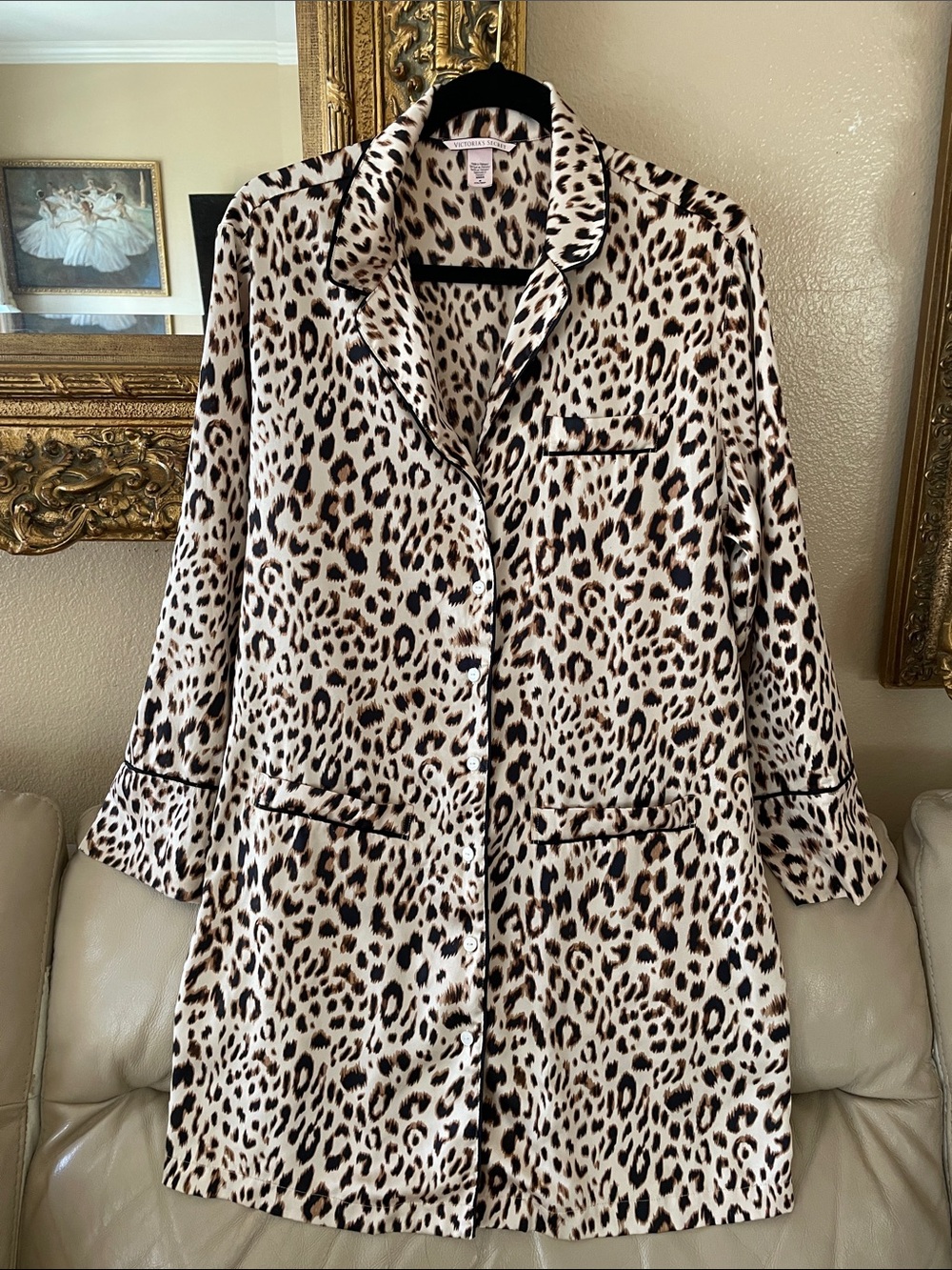 Victoria's Secret Leopard Satin Silky Feel Long Sleeve Night Gown Lounge Shirt